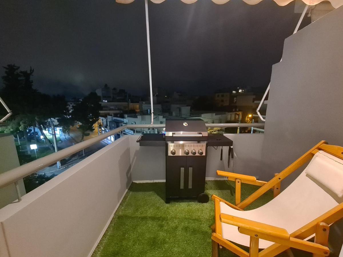 Sunny Home Private Jacuzzi Hydromassage Acropolis & Lycabettus Far View Parking 300M Metro Peristeri Atenas Exterior foto