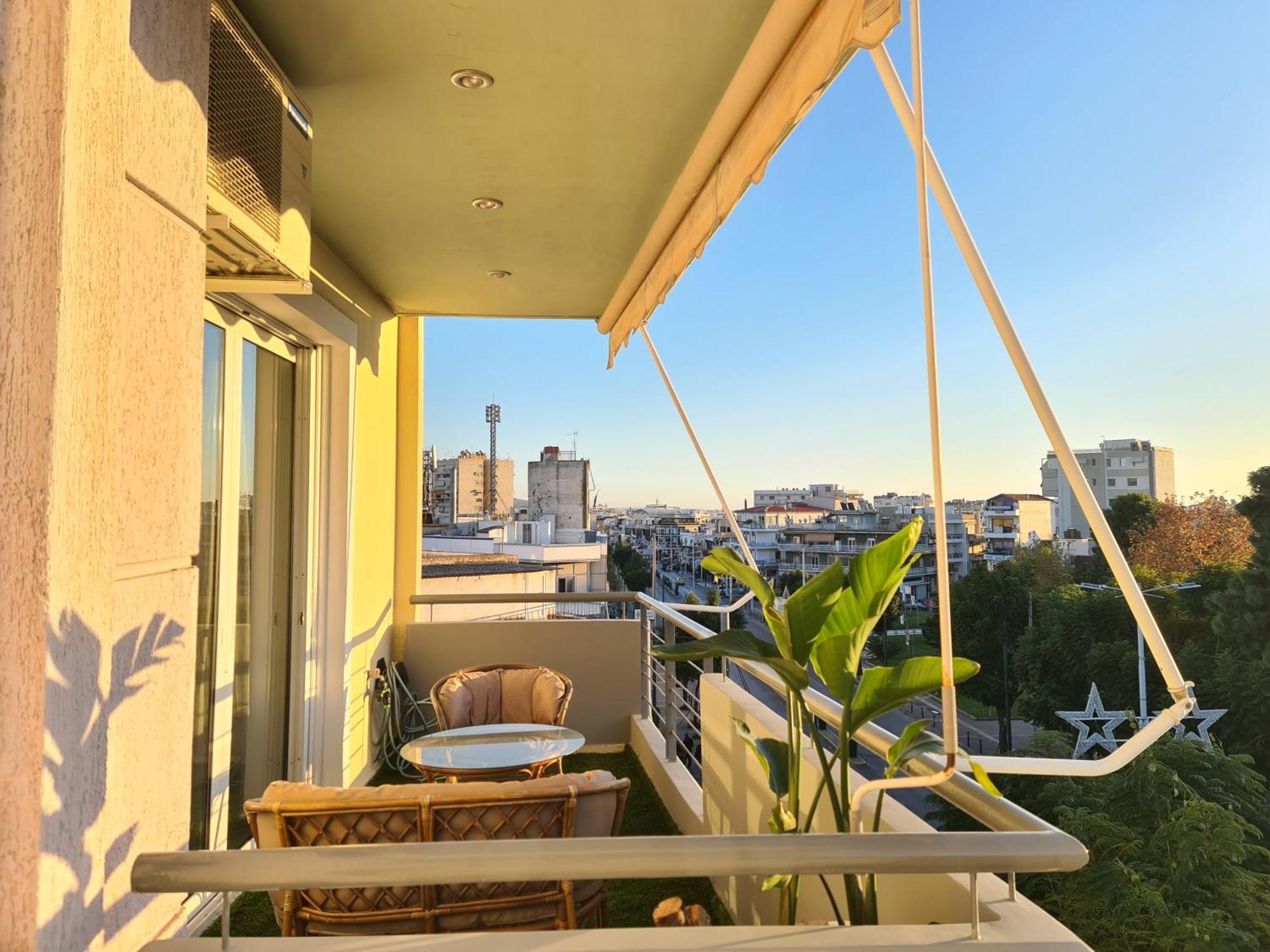 Sunny Home Private Jacuzzi Hydromassage Acropolis & Lycabettus Far View Parking 300M Metro Peristeri Atenas Exterior foto